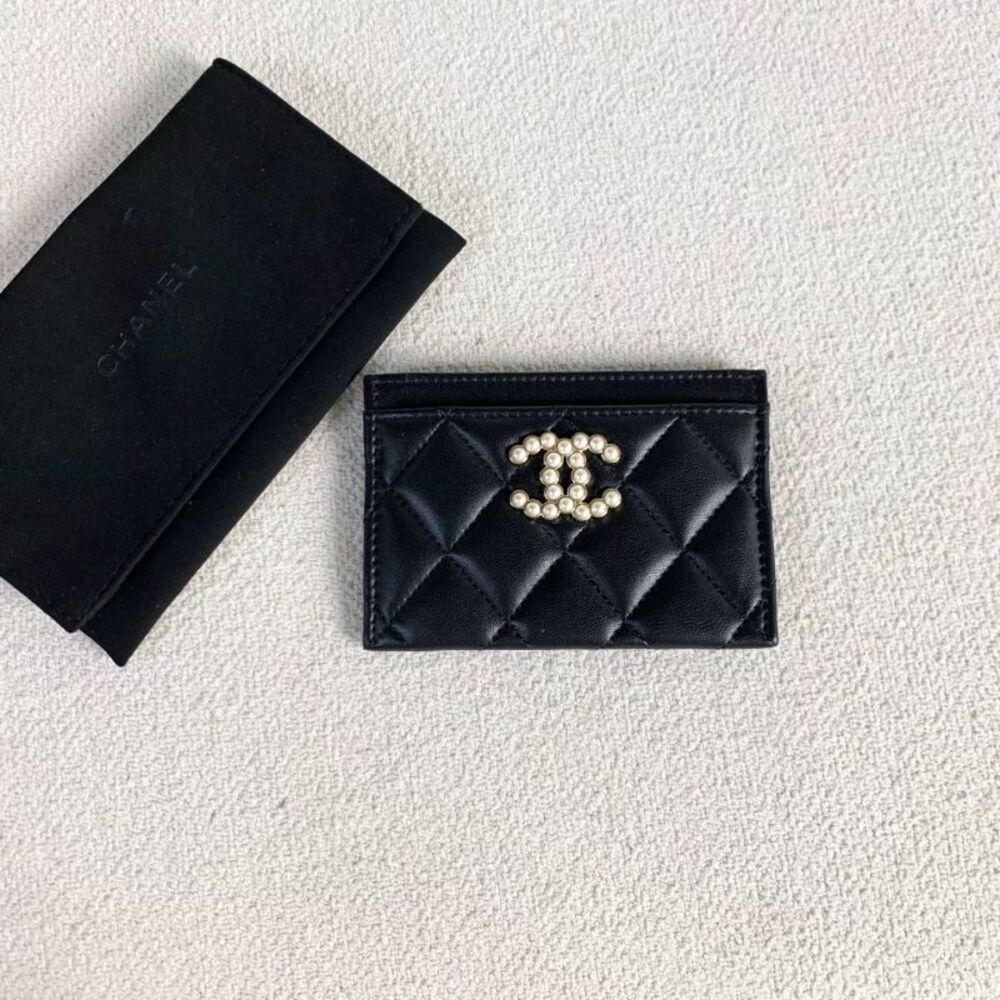 Chanel Women Pre-Loved Bag Brand New Condition